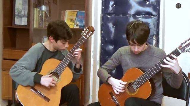 В. Ерзунов - Праздничный город. Classical Guitars смотреть онлайн