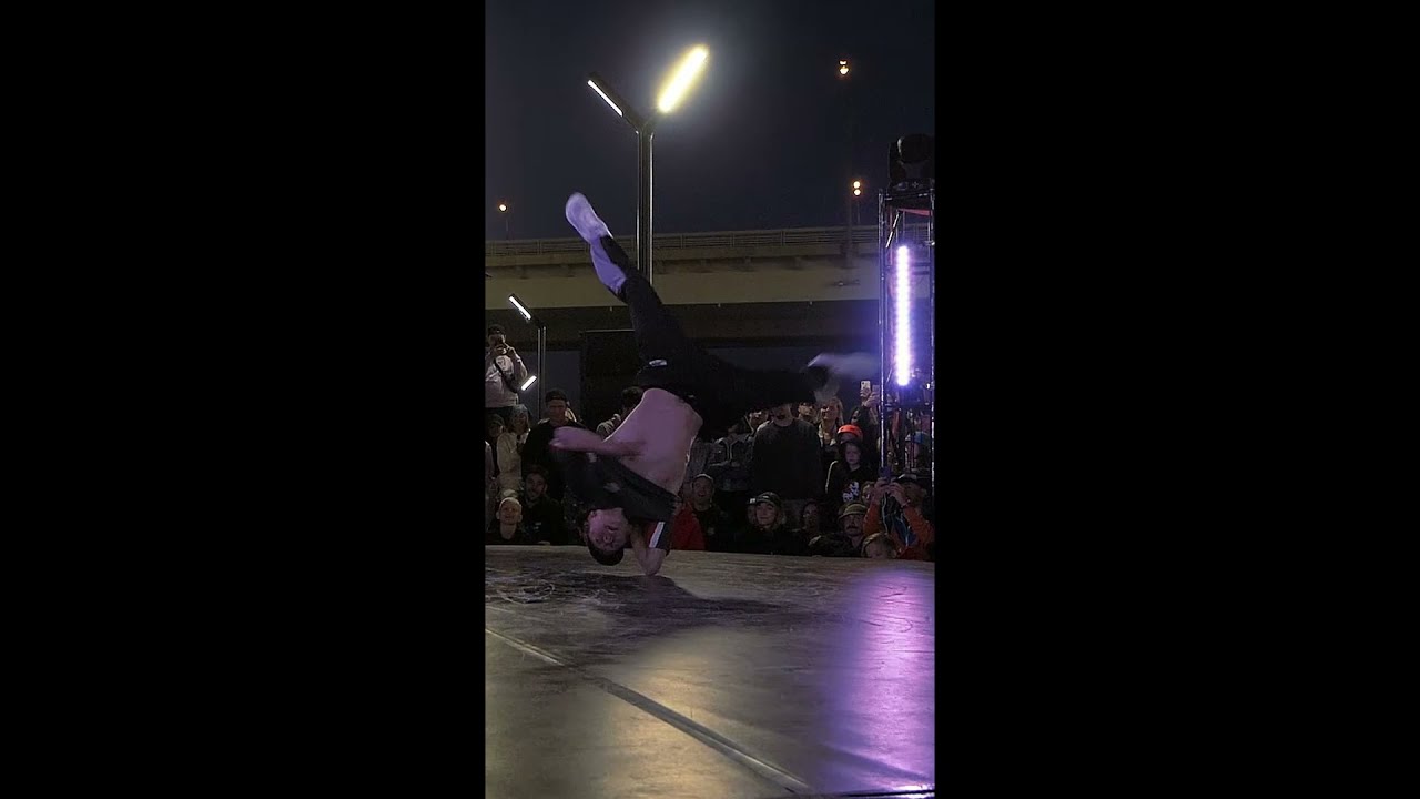 Twist your body #shorts смотреть онлайн