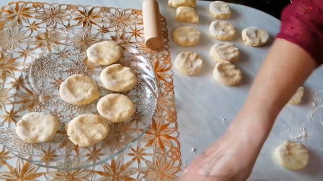 Творожные уголки с вишневым джемом.Быстро. Вкусно.