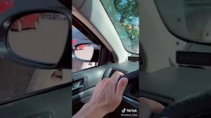 Как выезжать с парковки задом?