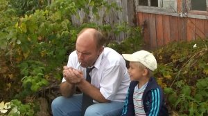 РАСТЕТ РАСТЕТ ВОЗЛЕ ДОМА КАЛИНА.