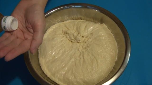 Экономный рецепт! Дрожжевой рыбный пирог. Постное дрожжевое тесто.