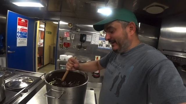 Делаю квас на скорую руку... Очень просто! смотреть онлайн