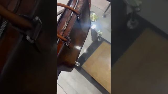 Мужская сумка - портфель, дизайнерская модель из натуральной кожи. смотреть онлайн