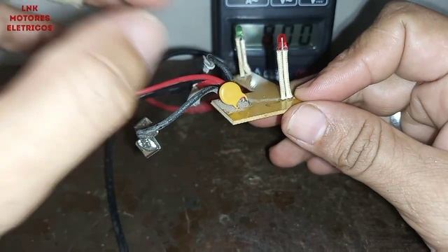 DICA DE COMO CONCERTAR CARREGADOR DE PARAFUSADEIRA смотреть онлайн