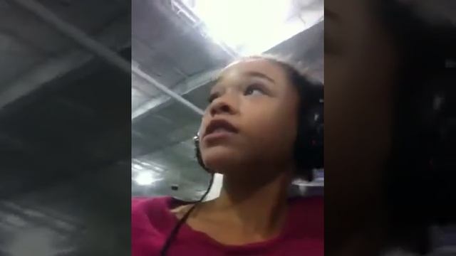 Crazy Pig Squeal Girl at Best Buy