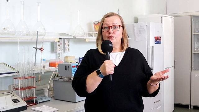 Задай вопрос учёным - 2 выпуск. Как питание влияет на кожу? | Как кофе влияет на здоровье? смотреть онлайн