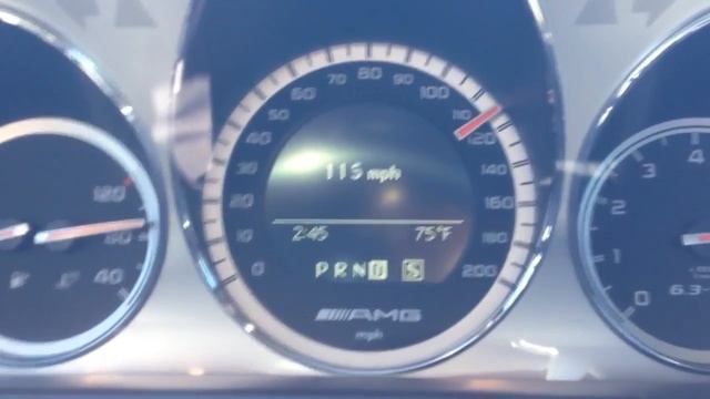 Stock 2010 Mercedes C63 AMG 0-155mph смотреть онлайн