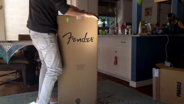 Unboxing Fender Stratocaster American Professional II смотреть онлайн