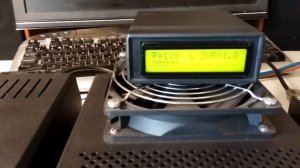 Работа измерителя КСВ и мощности 100/1000Вт