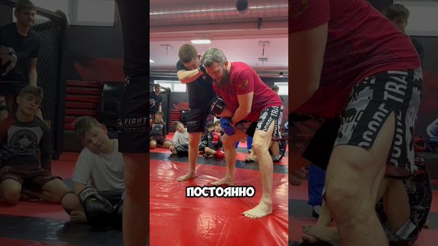 ММА комбинация. Как войти в борьбу через удары👊