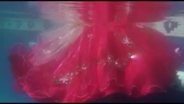 Розовое платье смотреть онлайн