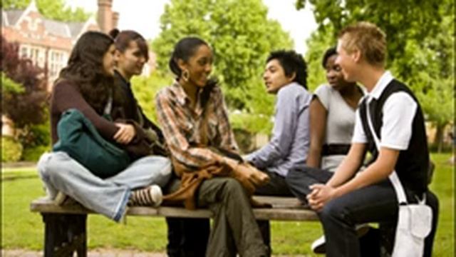 Почему мы чувствуем чей-то взгляд даже если не видим человека? смотреть онлайн