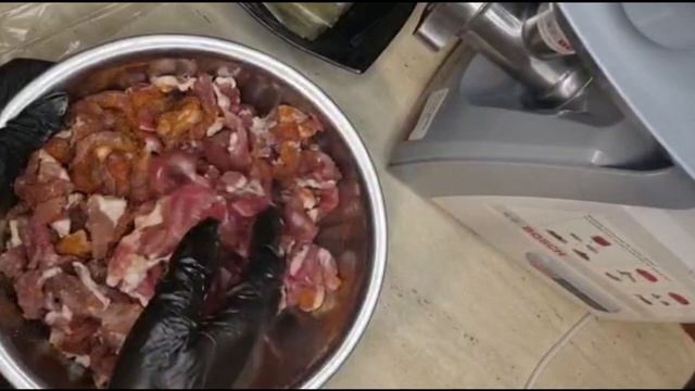 Сыровяленая колбаса в домашних условиях