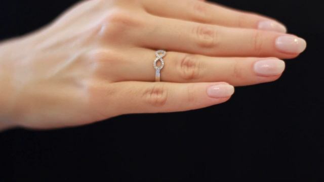 Кольцо Бесконечность Best Friends смотреть онлайн