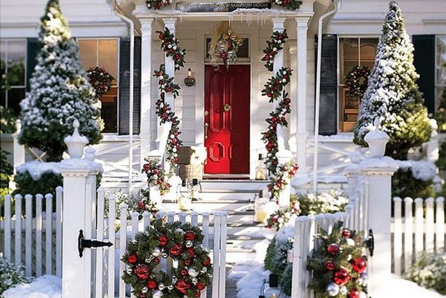 Photo courtesy of Pottery Barn. Christmas porch decor, Front porch christmas dec