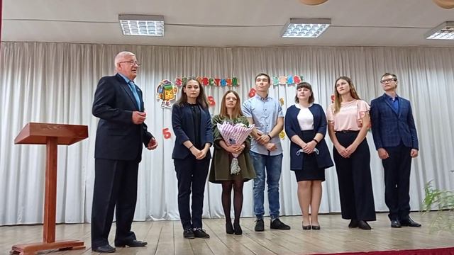 Молодые специалисты на сцене смотреть онлайн