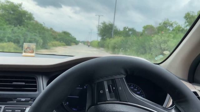 Ekdum मक्खन chalti है ये Petrol में? Hyundai i20 Asta 2016 смотреть онлайн