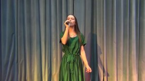 Варвара Дорощук "В жизни тысячи дорог" (слова и музыка В.Черенцовой)