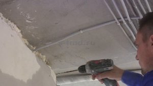 Потолок из гипсокартона с теневым профилем швом зазором без примыкания к стене как сделать
