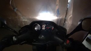 242. Voge SR4 Max   и   Yamaha Majesty 400.