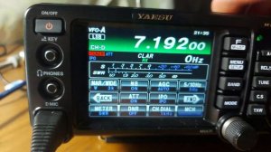 Радиостанция yaesu ft 991а приём на телескопическую антенну от приёмника Малахит КВ диапазона.