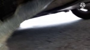 Грызёт колёса с наружи почему ?