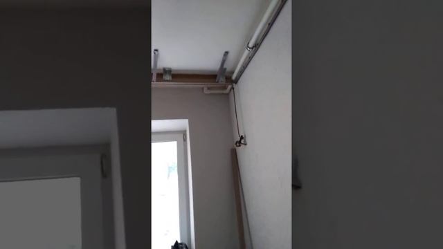 делаем парящий потолок со светодиодной лентой и с нишей под гардину.