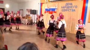 Танец с трещетками