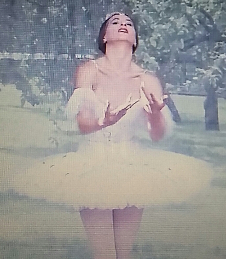 Адажио Щелкунчик балет - хореограф и балерина Маргарита Андреева смотреть онлайн