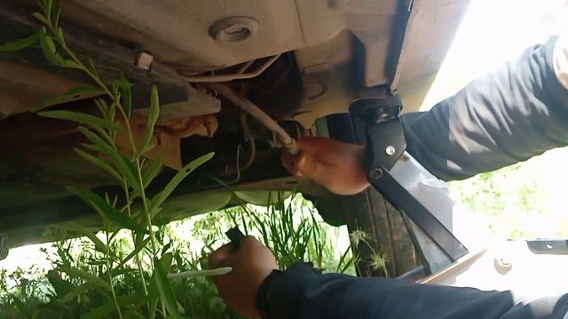 устранение скрипов и стуков тросик ручника на ладе гранта смотреть онлайн