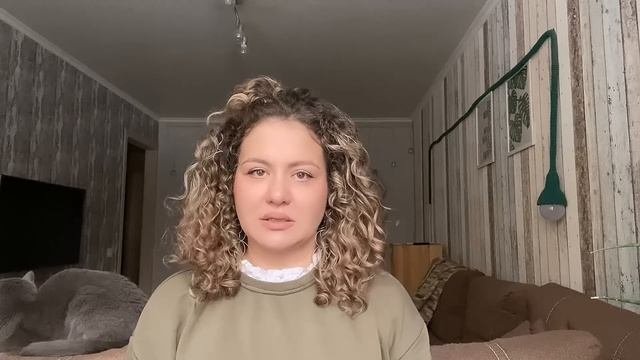 Вязальный Влог: закончила кардиган с жуками и мужские носки. Вяжу один жилет, планирую второй.