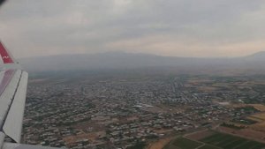 Заход на посадку и посадка в Аэропорту Звартноц города Ереван