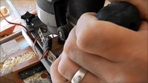 Врезка ригеля (установка межкомнатных дверей в СПб).wmv