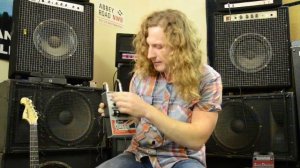 Как настроить звук для электрогитары?