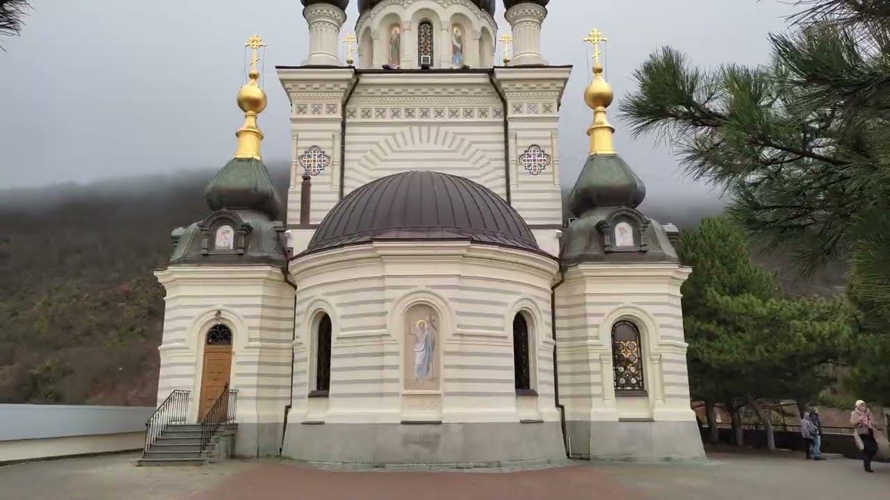 Лучшие смотровые площадки Крыма: Форосский храм. 26.11.2022г.