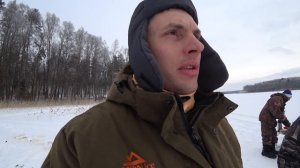 Зимняя рыбалка на реке Вуокса.