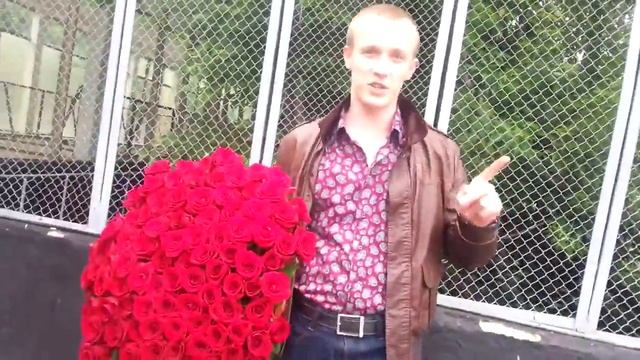 Видео Отзыв о сайте по Доставке цветов и подарков rosefamily.ru смотреть онлайн
