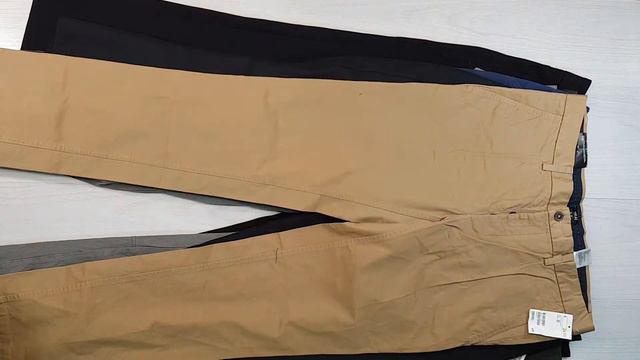 F6 03668 Mix brand pents (Штаны брендовые М/Ж) №3 5,30 кг. 13,80€ за кг 13 шт. смотреть онлайн