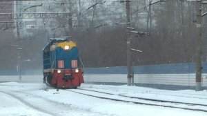 Маневровые тепловозы ТЭМ18ДМ резервом на станции