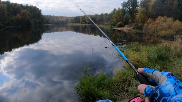 Микроджиг осенью. Часть 2. Продолжаем ловить рыбу на ультралайт смотреть онлайн