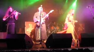 Тролль Гнёт Ель - Жопотряс