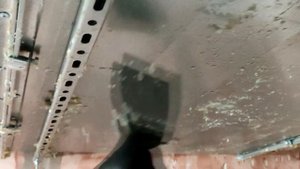 Как легко удалить монтажную пену с металлической поверхности без механических повреждений.