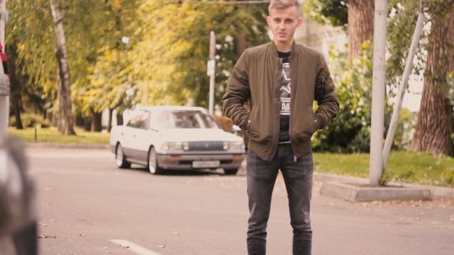 Toyota Crown GS131 смотреть онлайн