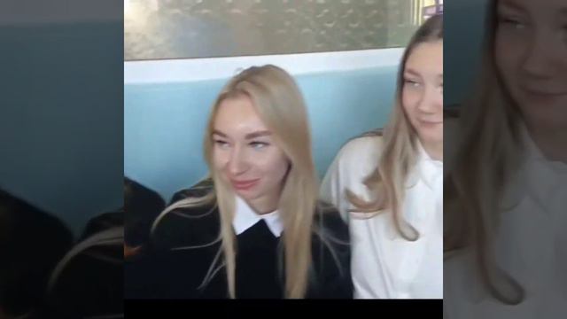 Поздравления с Днём Учителя от выпускников смотреть онлайн