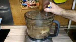 Паштет в автоклаве из куриной печени .