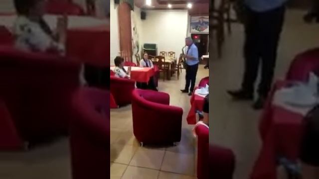 Саксофон, жемчужная свадьба смотреть онлайн