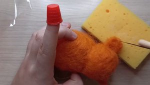 Пробую валять из шерсти. Лисенок.
