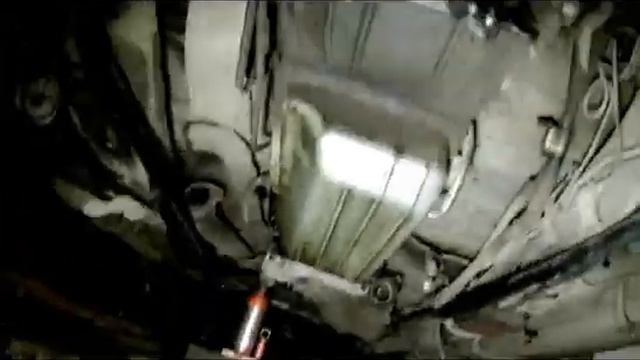 замена коренного сальника и сальника автомата на паджеро 2 с двигателем 4м40