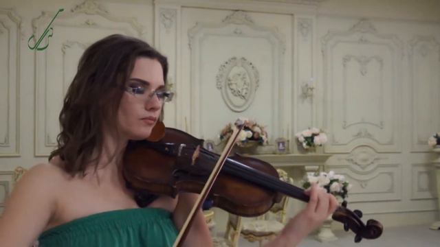 UNE VIE D'AMOUR - Charles Aznavour - Violin Cover by Juli Boldar